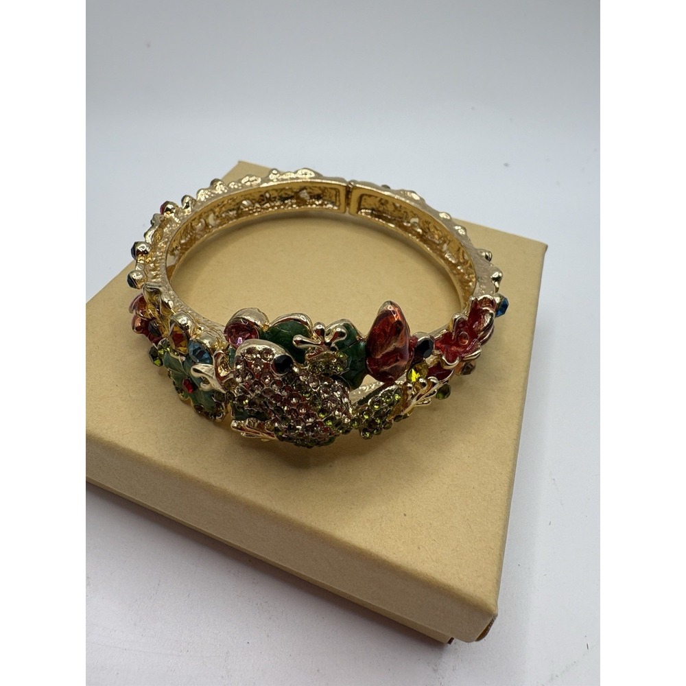 Vintage Style Rhinestone Frog On Lilypad Hinged Cuff Bracelet Clamper